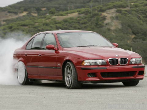 BMW Поколение
 M5 (E39) 4.9  32V (400 Hp) Технически характеристики
