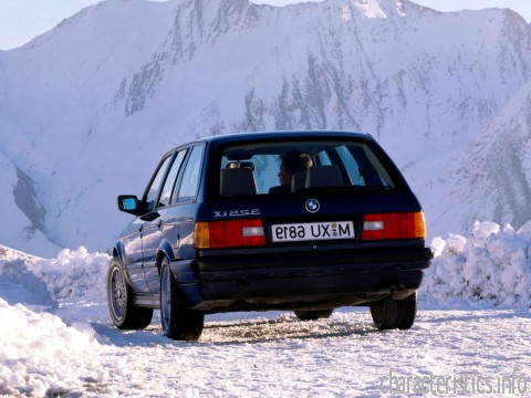 BMW Generace
 3er Touring (E30) 325 i (170 Hp) Technické sharakteristiky
